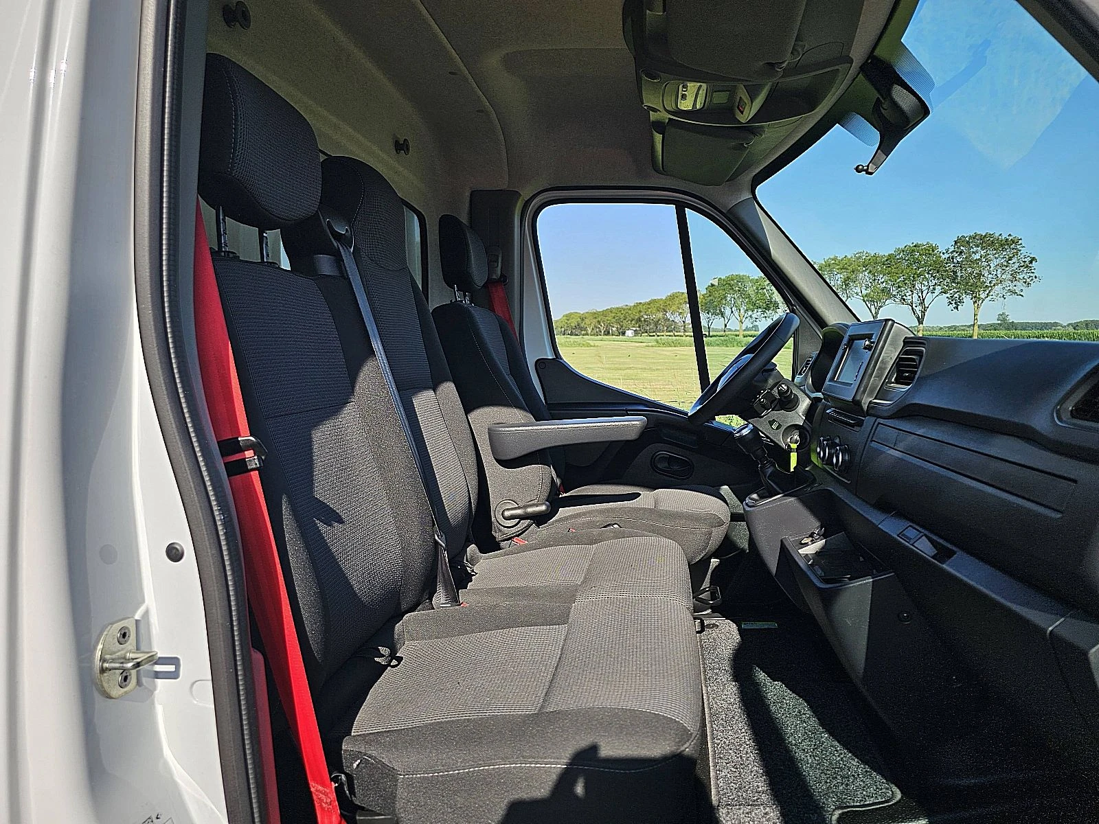 Renault Master 2024 - T35 Bild 7