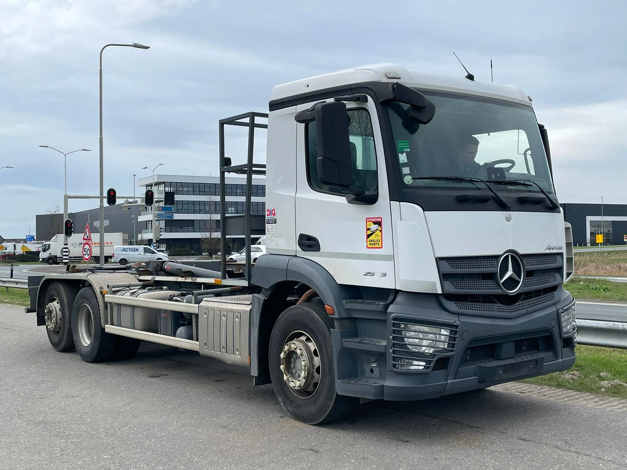 Mercedes-Benz Antos 2543 6x2 2017 imagen 7