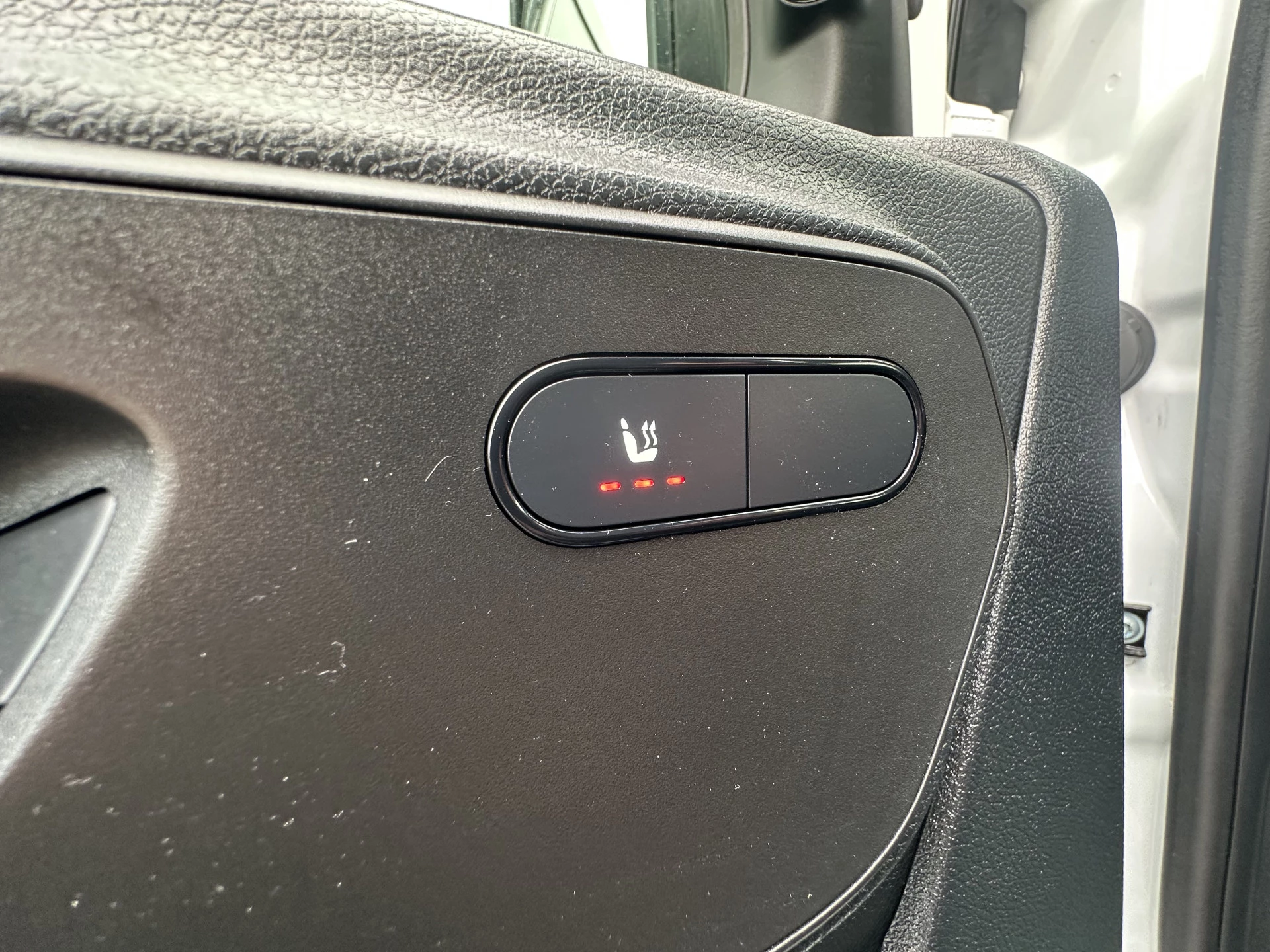 Mercedes-Benz Sprinter 2024 - 317 CDI 9G-TRONIC RWD FACELIFT / L2H2 / CAMERA / LED / MBUX / CRUISE / AIRCO / BLIND SPOT / GEVEERDE STOEL zdjęcie 19