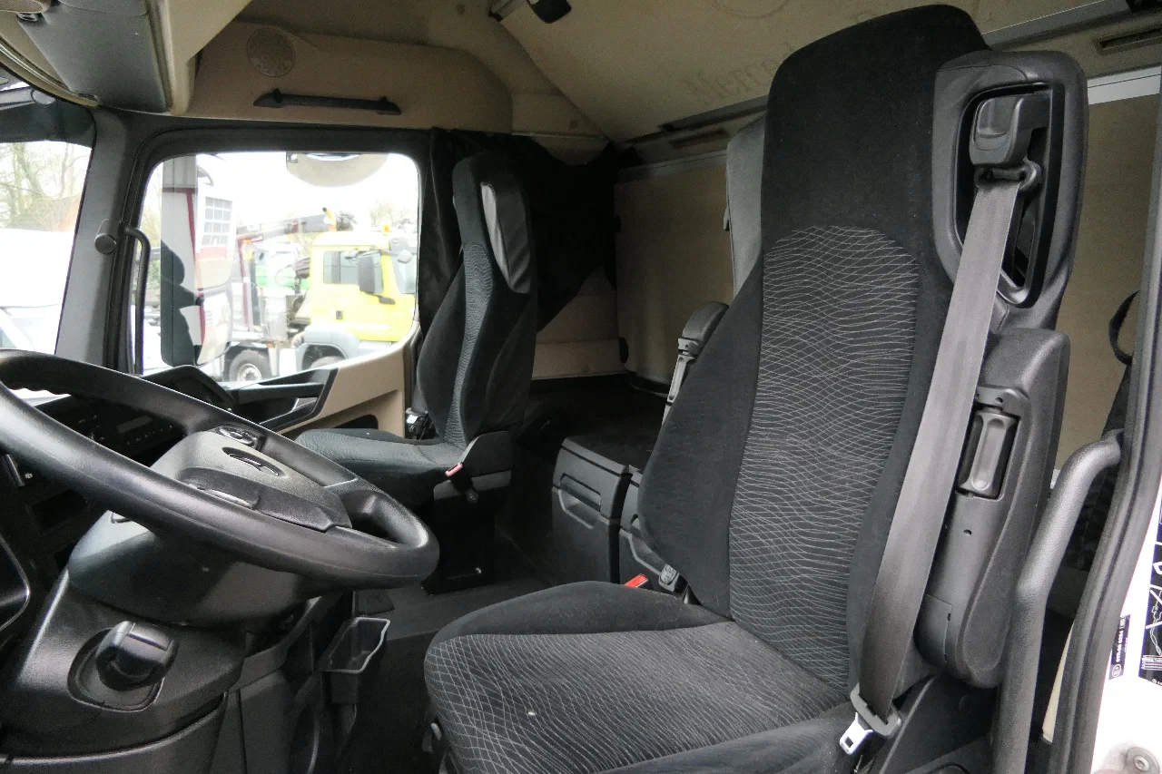 Mercedes-Benz Actros 2021 - 1945 | 2 Tanks | 391956Km | 2021 | Tires 85% | 2 Beds | Fridge | A/C | Automatic | Euro6 | 4X2 | Belgium Truck imagen 23