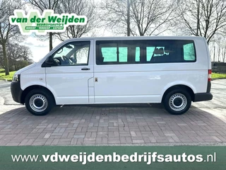 Volkswagen Transporter 2013 - Kombi 2.0 TDI L2H1 BlueMotion 3 + 3 + 3 Marge image 3