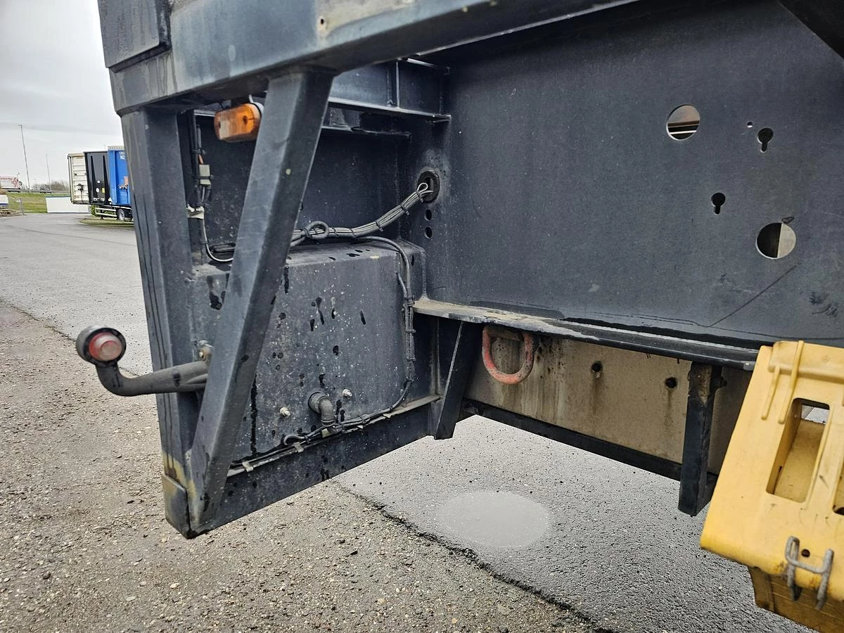 Van Hool 3B1096| FOR GAS BOTTELS| CHASSIS LIKE NEW| APK\TUV 04-10-2026. 11 MTR LONG. 2003 afbeelding 19
