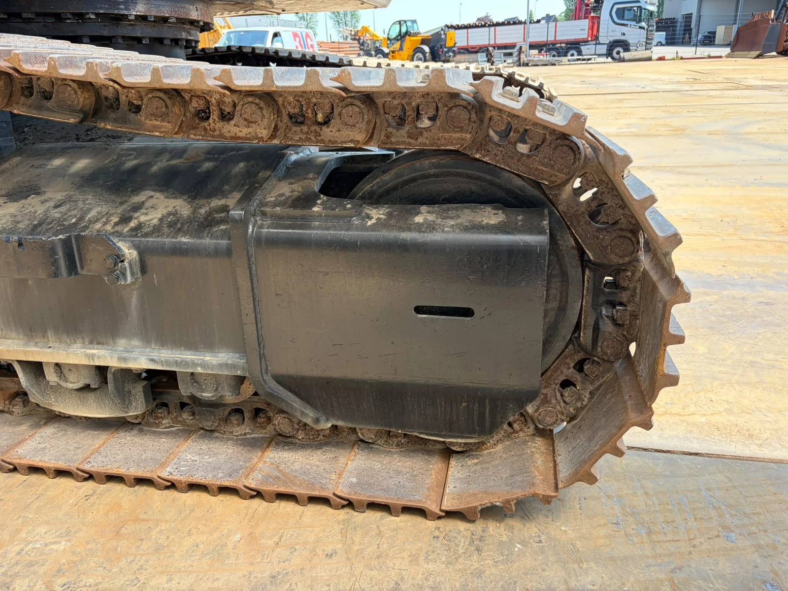Hitachi ZX350LCN-3 2011 Bild 15