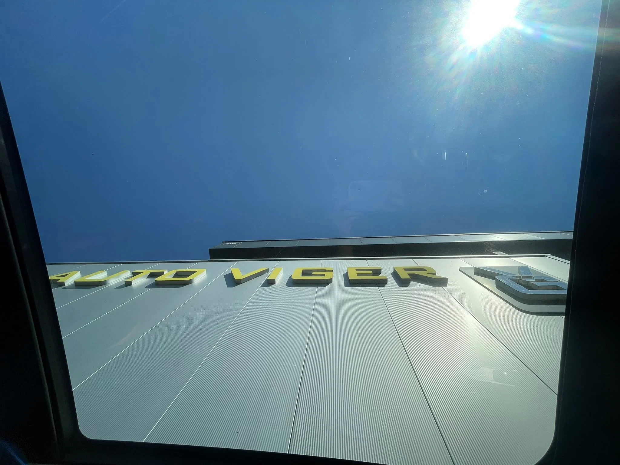 Mercedes-Benz E-Klasse 2024 - EQE 43 AMG*4Matic*Distronic+*Head-up*Panoschuifdak*Airmatic*360°cam*Sound system*Meesturend achteras afbeelding 10