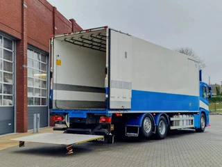 Scania P 2020 - P370 6x2*4 - Thermoking T-1000R Frigo - Bussbygg box - Hooks/Rohrbahnen/Vleeshang - Zepro loadlift - Retarder - Full air immagine 10