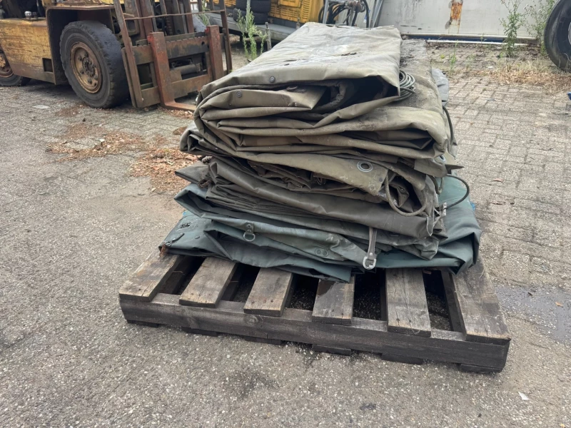 Diverse - PALLET MET LEGER ZEILEN image 3