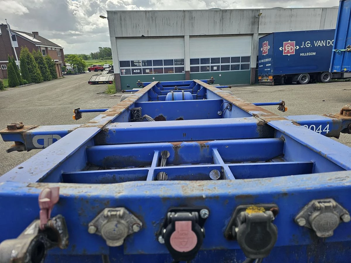 MKF METALLBAU CS 20 -20 FOOT- CONTAINER CHASSIS -HEAVY DUTY- BPW DRUM -STEEL SUSPENSION- GOOD QUALITY. 2007 zdjęcie 6