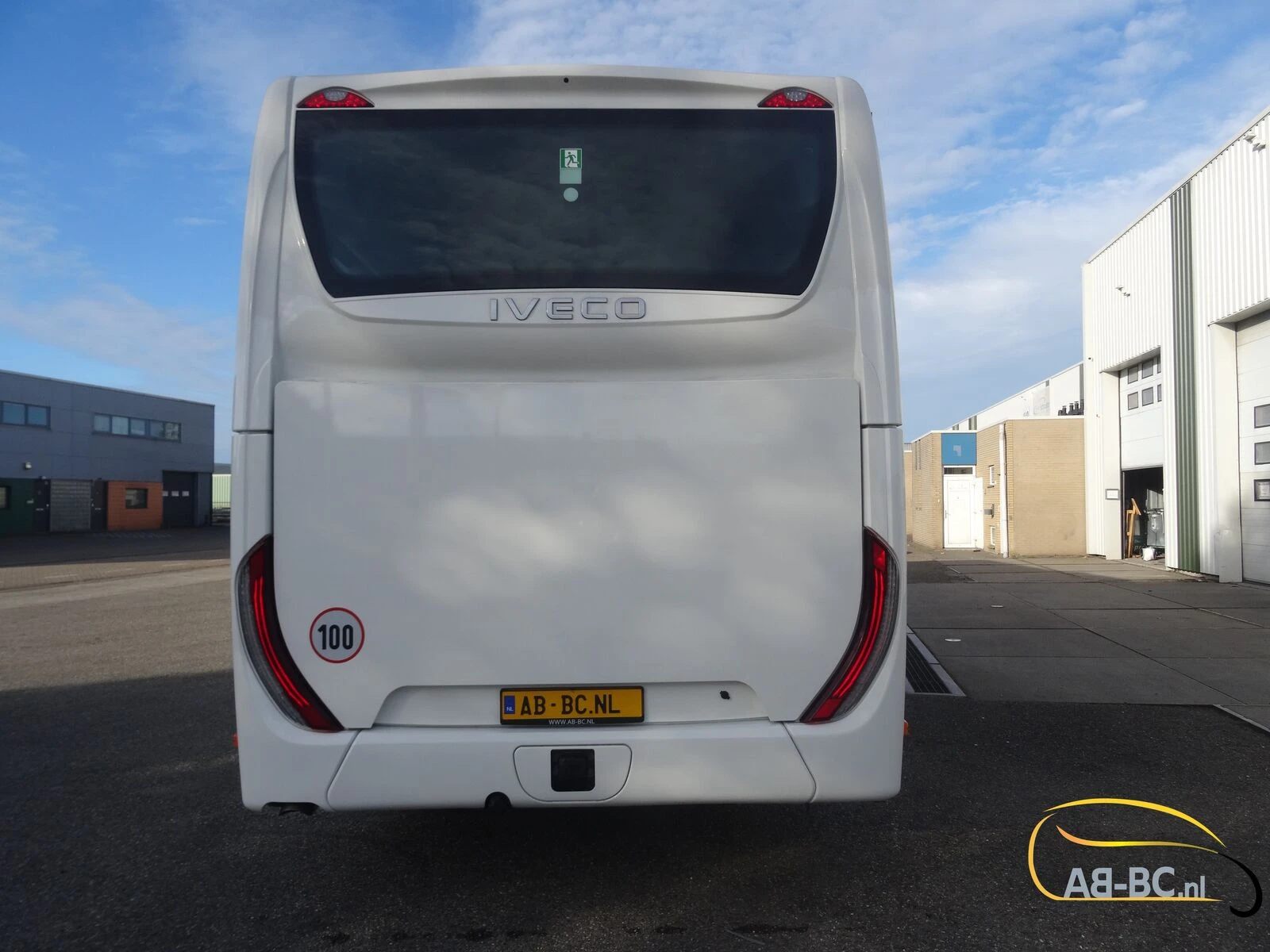 Iveco New 13 MTR Crossway 61 seats ADAS afbeelding 6
