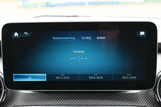 Mercedes-Benz V-Class 2024 - 300d 4-MATIC AMG DC Avantgarde obrazek 9