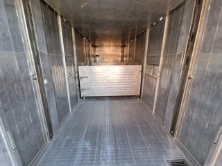 Scania R 2016 - R520 V8 6x2*4 - Livestock Ravenhorst 2 deck + GS Meppel/Ravenhorst 2 deck trailer - Water & Ventilation imagen 39