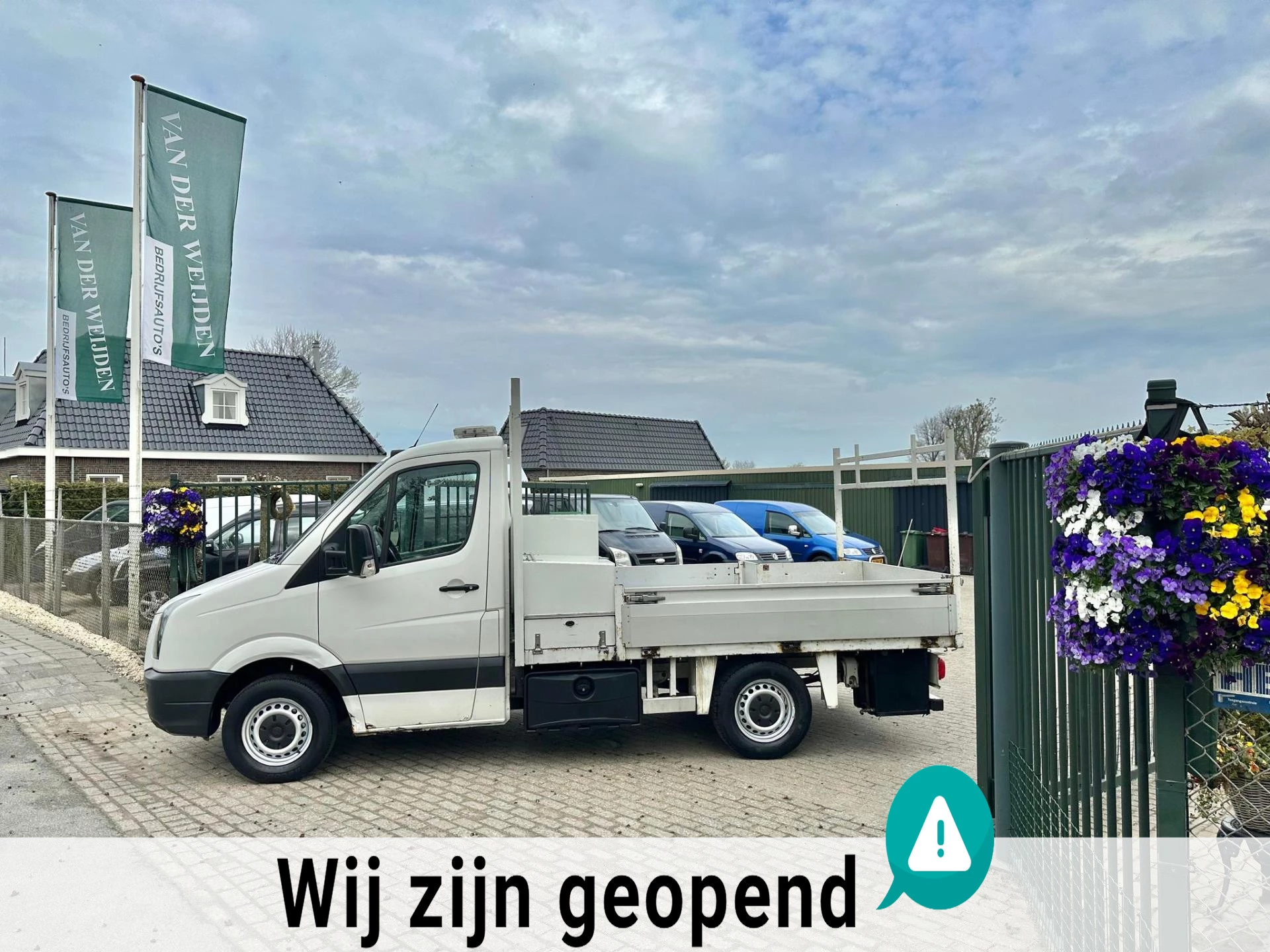 Volkswagen Crafter 2010 - 35 2.5 TDI Airco/Cruise/Trekkr. van 3.500 kg.!!! imagem 1