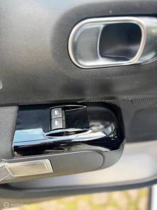 Citroën C3 2021 - 1.2 Turbo Shine - Automaat - Navi - CarPlay - Cru obrazek 22
