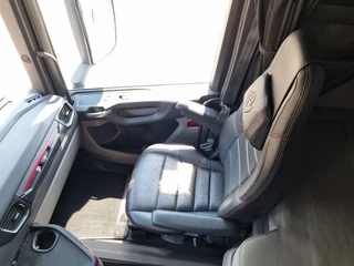 Scania R 2019 - R650 V8 NGS Highline 6x2*4 - Chassis - 4.35WB - Retarder - Full air - Leather zdjecie 19