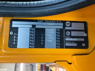 DAF 75 CF 360 HMF 16 Tonmeter laadkraan Just 124.613 km! 2003 - N/A image 22