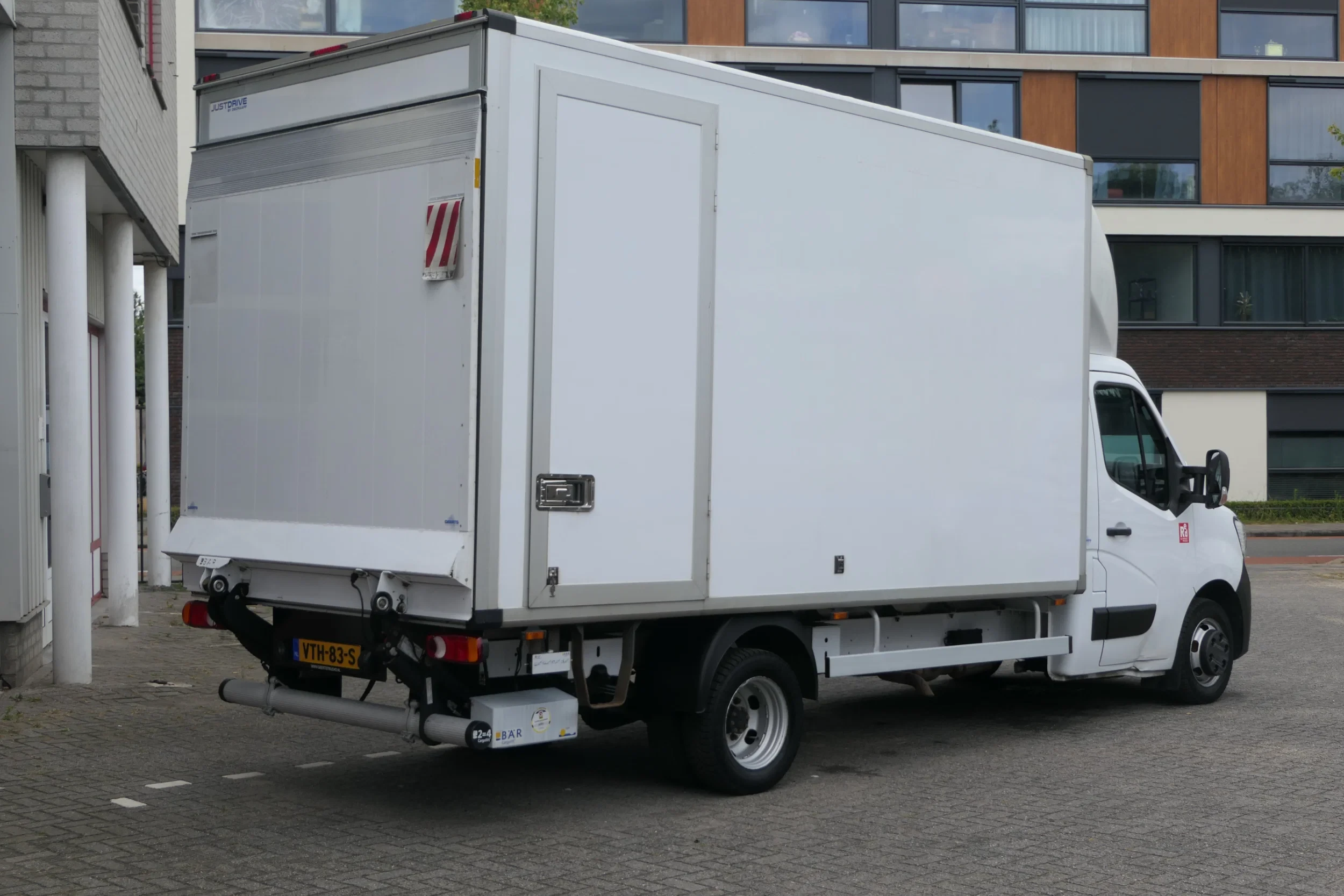 Renault Master 2023 - | Double wheels | 375617Km | 2023 | Taillift 750Kg | Manual gearbox | Euro6-E | 4X2 | TUV/MOT/APK 01-2027 | NL-Van изображение 9