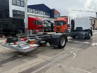 Renault D 2025 - MET MAAR KM 8679 320HP - CHASSIS + DHOLLANDIA 1.500 KG zdjecie 5