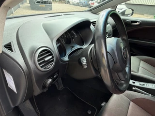 SEAT Leon 2006 - 1.6 Stylance bj.2006 Clima|Cc|Oh boekjes|Nap. image 16