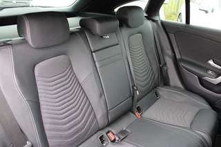 Mercedes-Benz CLA 2023 - Shooting Brake 200 AUT7 Luxury Line LEDER MEMORY DISTRONIC SFEER 18'' imagem 18