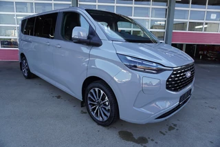 Ford Transit Custom 2026 - 340L 2.5 PHEV 233PK L2H1 Titanium X 8 Persoons PHEV Automaat obrazek 2
