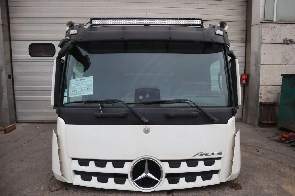 Mercedes-Benz 2018 - L-STREAMSPACE 2.3MM 320 TUNNEL obrázek 1