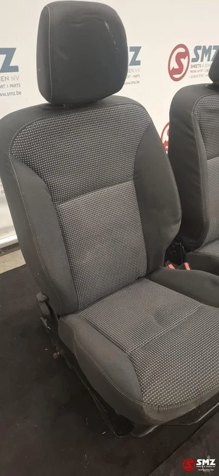 Mercedes-Benz - Occ lot van 5 stoelen Mercedes image 3 thumbnail