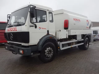 Mercedes-Benz SK 1722 1990 - FUELTANKTRUCK 13750 L STEELSPRINGS te koop