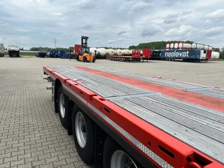 KAESSBOHRER N/A 2026 - new and unused Heavy-Duty flatbed / 690cm extendable / steering axle / lift axle / twistlocks / timberstakes / NL-trailer / APK: 04-2027 bild 30