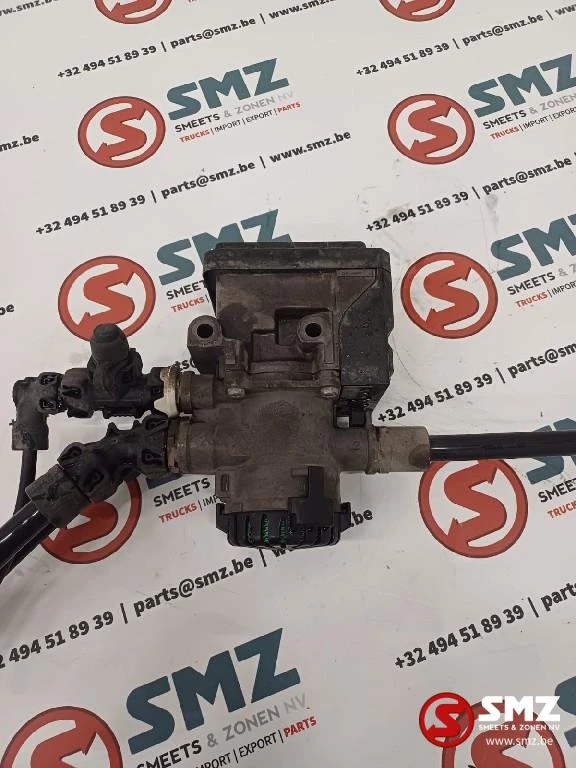 Volvo 2012 - Occ EBS voorasmodulator Volvo obrázek 2