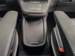 Mercedes-Benz V-Class 2024 - 300d Extra Lang Avantgarde Dubbele Cabine image 84