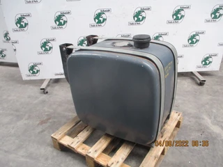 Volvo - OLIETANK VOLVO FM 410 LITER 220 INHOUD изображение 2 миниатюра