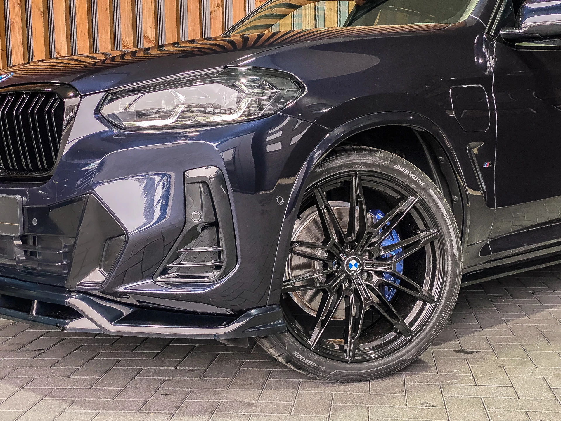 BMW X3 2023 - xDrive30e 292PK High Executive M-Sport obrázek 32