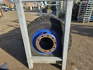 Trailer TRAILER TIRE. 2000 - N/A bild 3