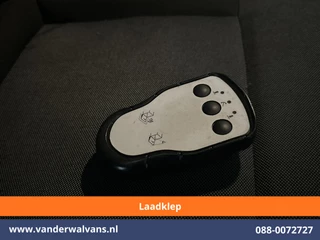 Renault Master 2021 - 2.3 dCi 150pk L2H2 Euro6 Airco | Laadklep | 2x Zijdeur | Camera | Navigatie | LED | Cruisecontrol image 17