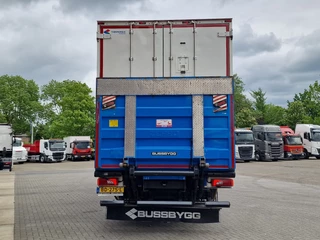 Scania P 2020 - P370 6x2*4 - Thermoking T-1000R Frigo - Bussbygg box - Hooks/Rohrbahnen/Vleeshang - Zepro loadlift - Retarder - Full air image 6