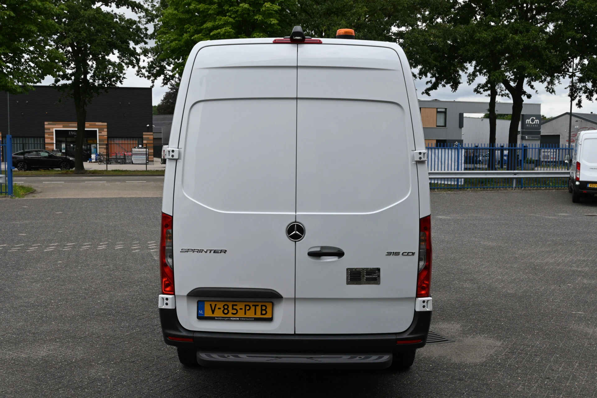 Mercedes-Benz Sprinter 2022 - 315 CDI L2H2 RWD obrázek 12