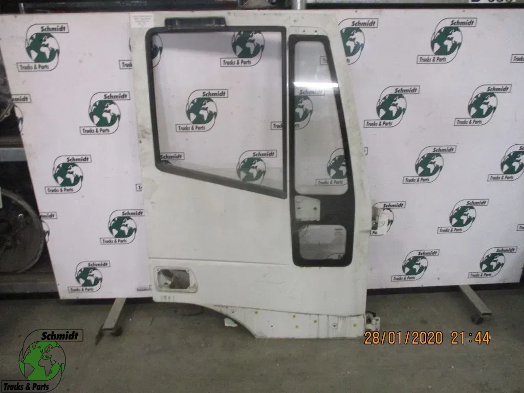 Iveco Eurocargo - 504034092 RECHTS obrázek 1