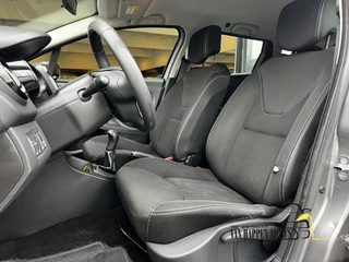 Renault Clio 2015 - Estate 0.9 TCe Expression / apk 4-2027 изображение 14