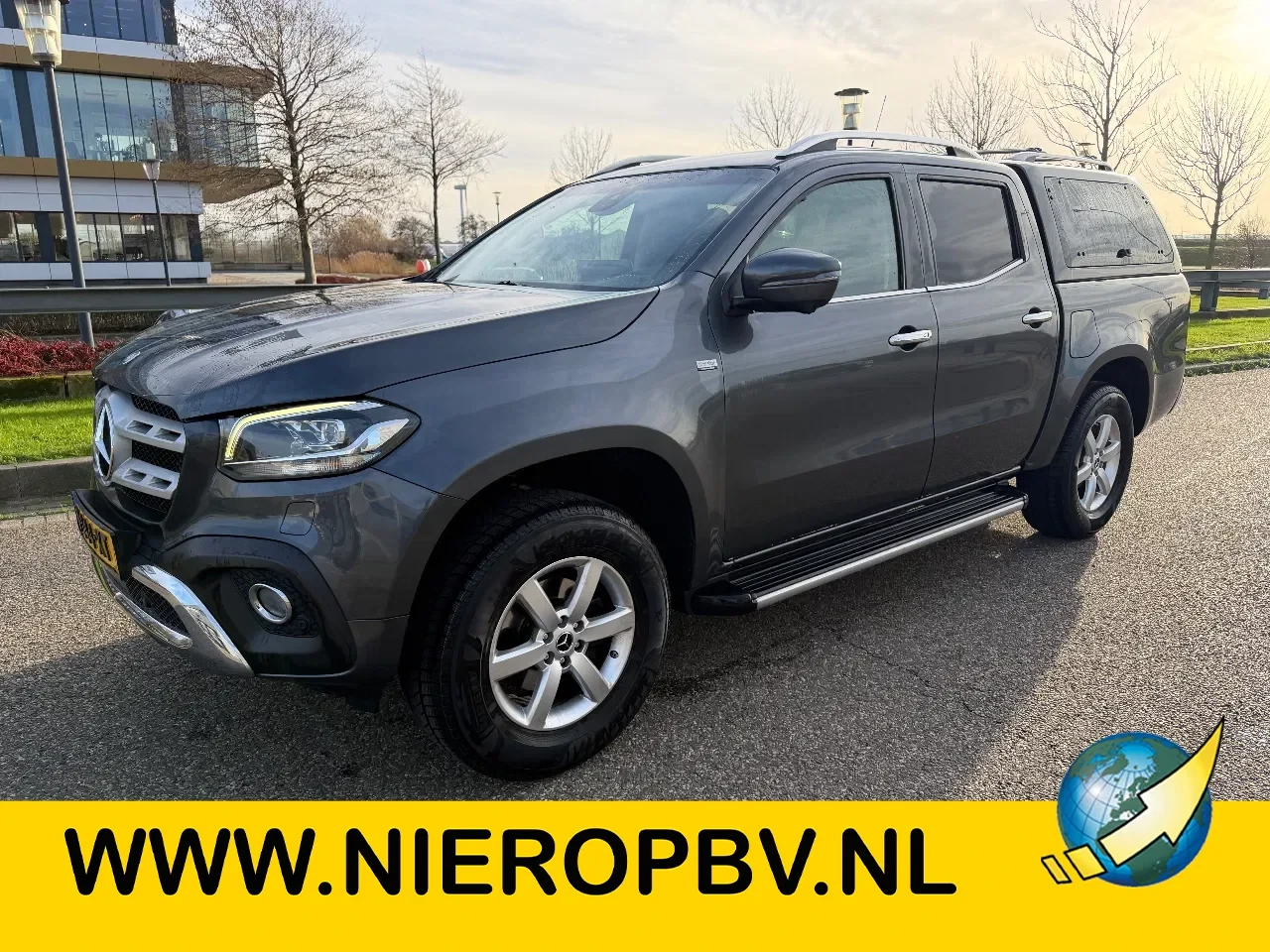 Mercedes-Benz X-Class 2018 - 250D 4 Matic Automaat Airco Navi Cruisecontrol Trekhaak 3500KG GRIJS KENTEKEN Euro 6 Bild 2
