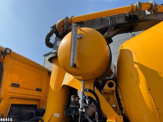 MAN TGS 2015 - 35.440 Euro 6 10x4 CIFA 12m³ Mixer + CIFA pump Just 200.228 km! image 9