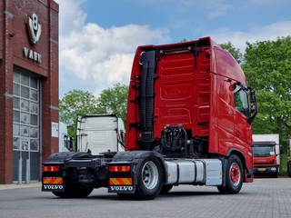 Volvo FH 2022 - 13.500 Globetrotter XL - I save - Retarder - I parkcool - 2x tank imagen 7