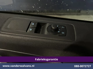 Ford Transit Custom 2024 - 2.0 TDCI 111pk L1H1 Fabrieksgarantie Euro6 Airco | Camera | LED | Apple Carplay | Cruisecontrol image 19