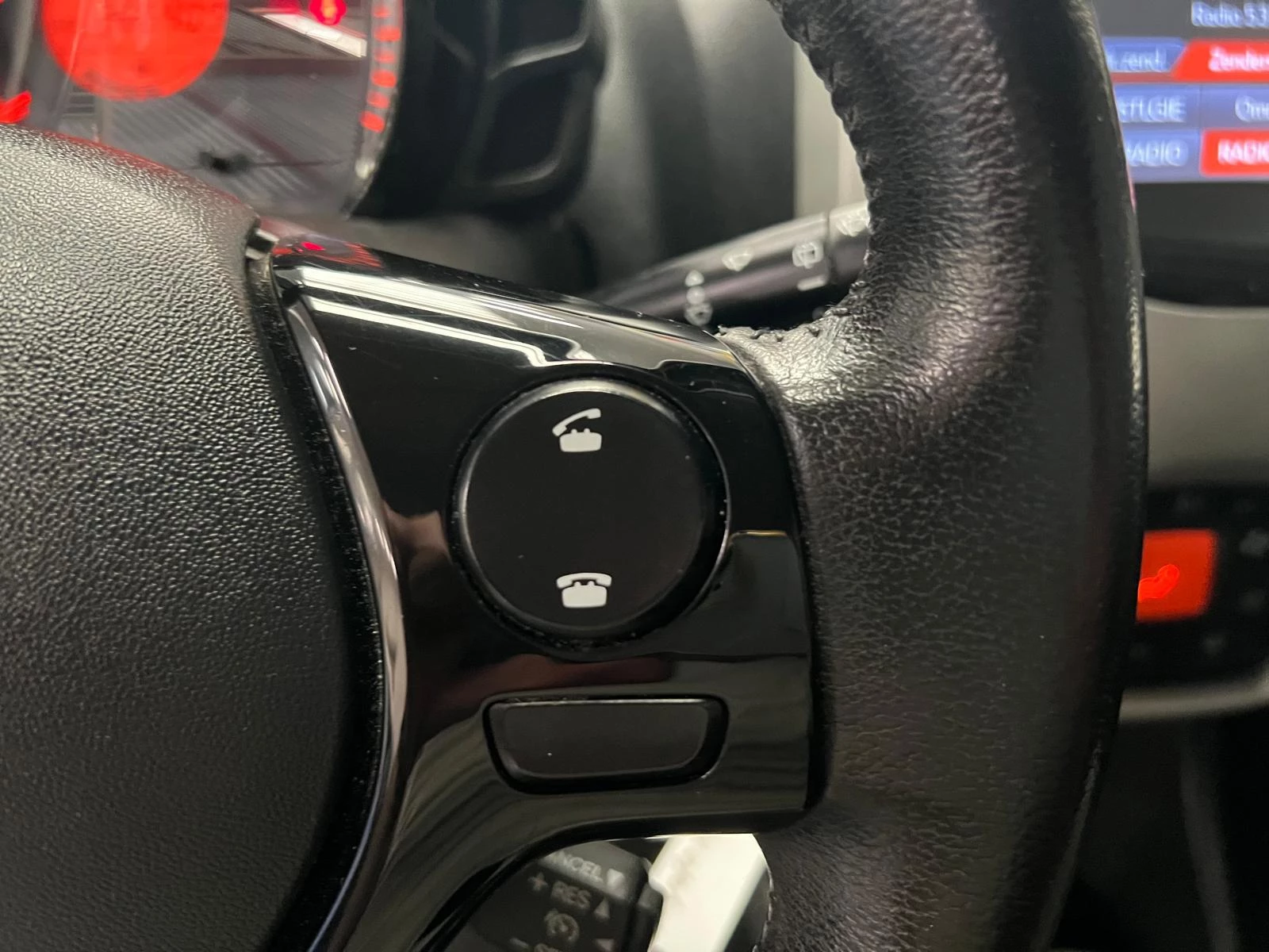 Toyota Aygo 2015 - 1.0 VVT-i x-clusiv 2e Eigenaar - Achtercamera - Airco imagem 15