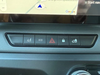 Renault Master 2026 - Red Edition E-TECH L3H2 NIEUW/ VOORRAAD / 22kW boardlader obrazek 18