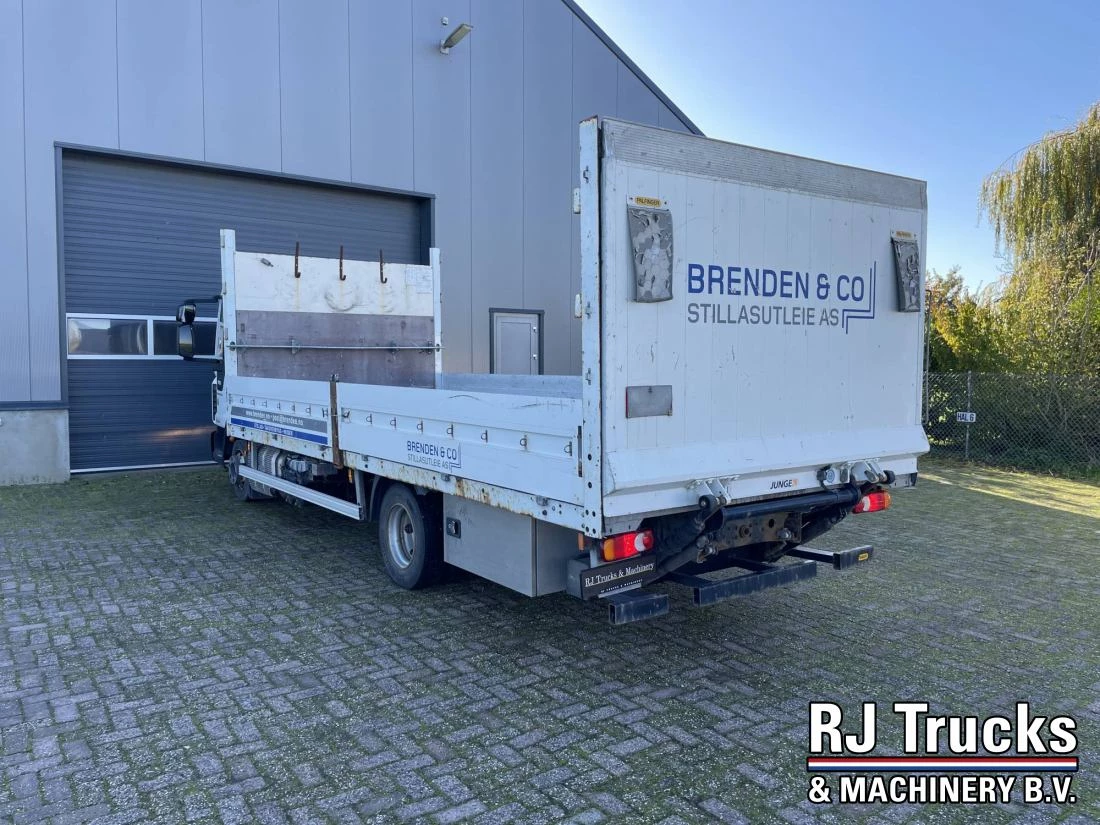 Iveco Eurocargo 2016 - 75E21 - 4x2 | Palfinger | PTO | Xenon | Airco | Manual image 25