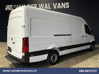 Mercedes-Benz Sprinter 2021 - 317 CDI 170pk L3H2 Euro6 Airco | Camera | Apple Carplay | Cruisecontrol | Chauffeursstoel image 12
