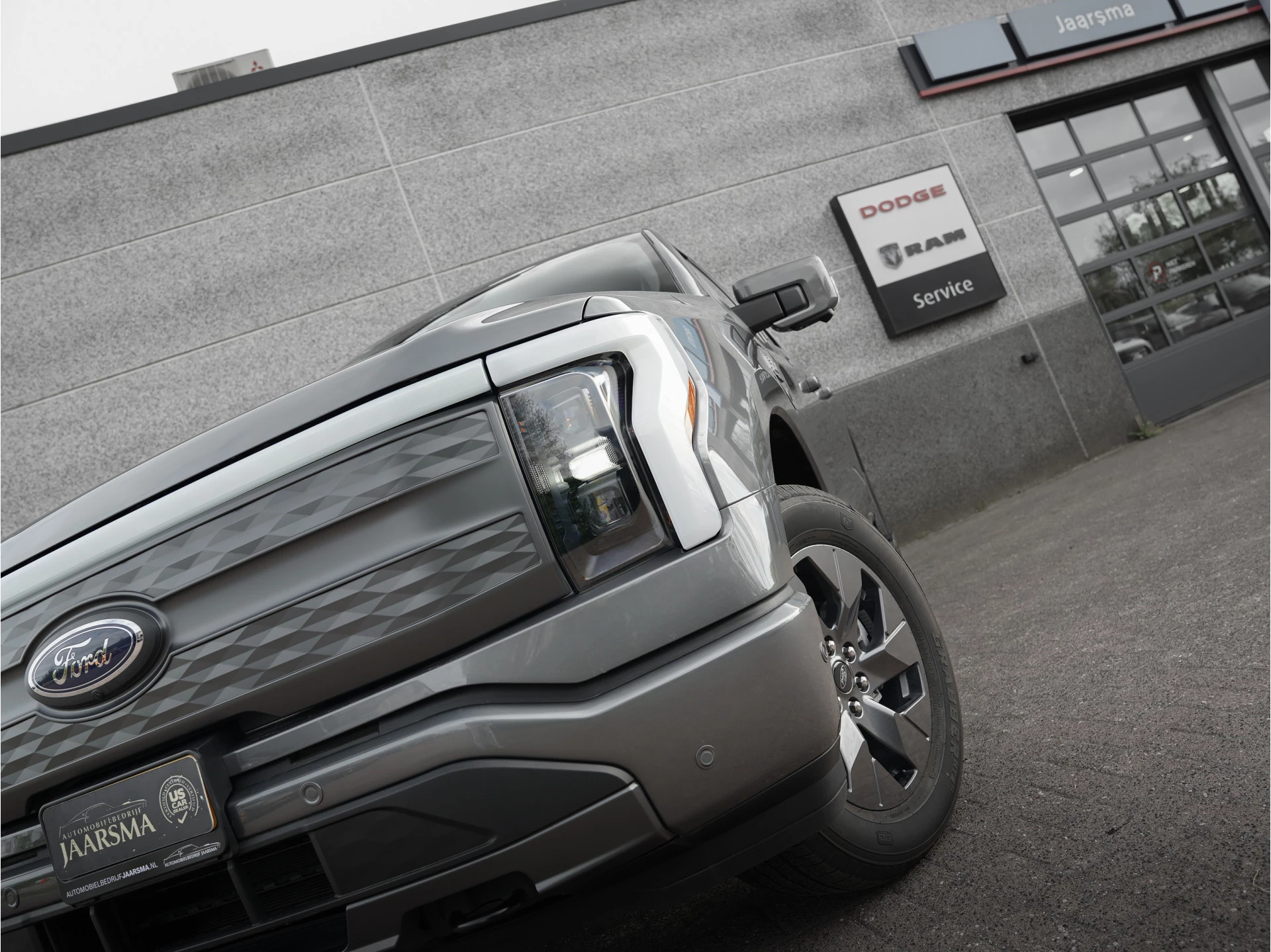 Ford F-150 2023 - Lightning Lariat Standard Range Bild 10