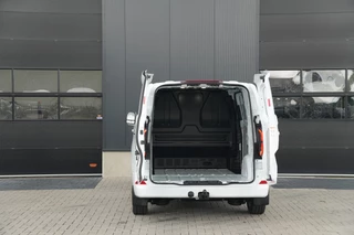Ford E-Transit Custom 2026 - 320 L1H1 Limited 71 kWh 218pk - 2x Schuifdeur - Trekhaak - Camera - Carplay - Rijklaar obrazek 8