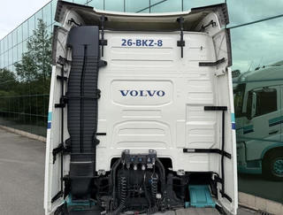 Volvo FH 2018 - 13.420 EURO 6 FULL SPOILER 2X TANKS ONLY 665.000 KM TOP CONDITION NL-TRUCK immagine 19