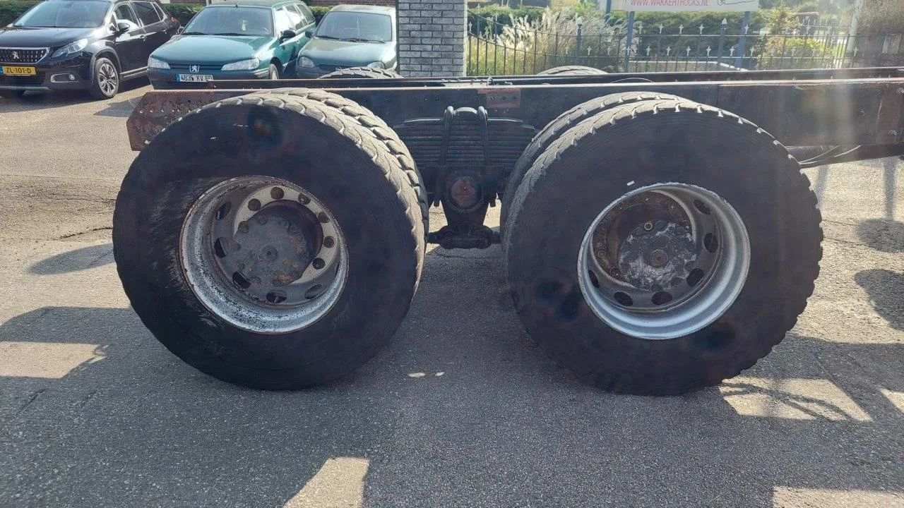 MAN 26.372 1992 - MANUAL ZF GEARBOX STEEL SUSPENSION 6X4 afbeelding 8