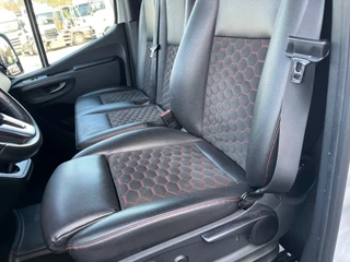 Mercedes-Benz Sprinter 2023 - 319 1.9 CDI / L4 H2 / RWD obrazek 23